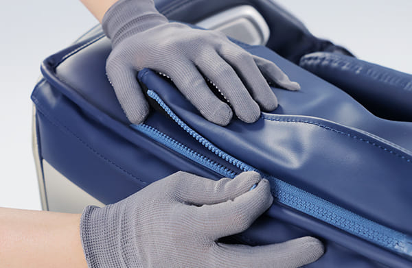 Service Step 3: Reassemble or replace the leather cover / Airbag / Foot Cover of the Coway BEREX Mine massage chair